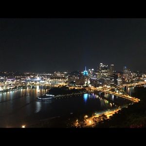 Meet your Posher, Kira